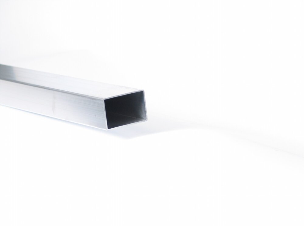 Aluminium rei 200cm       60x40x1.5