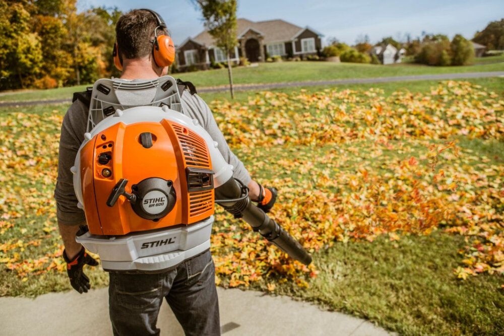 Stihl BR 600 benzine ruggedragen bladblazer