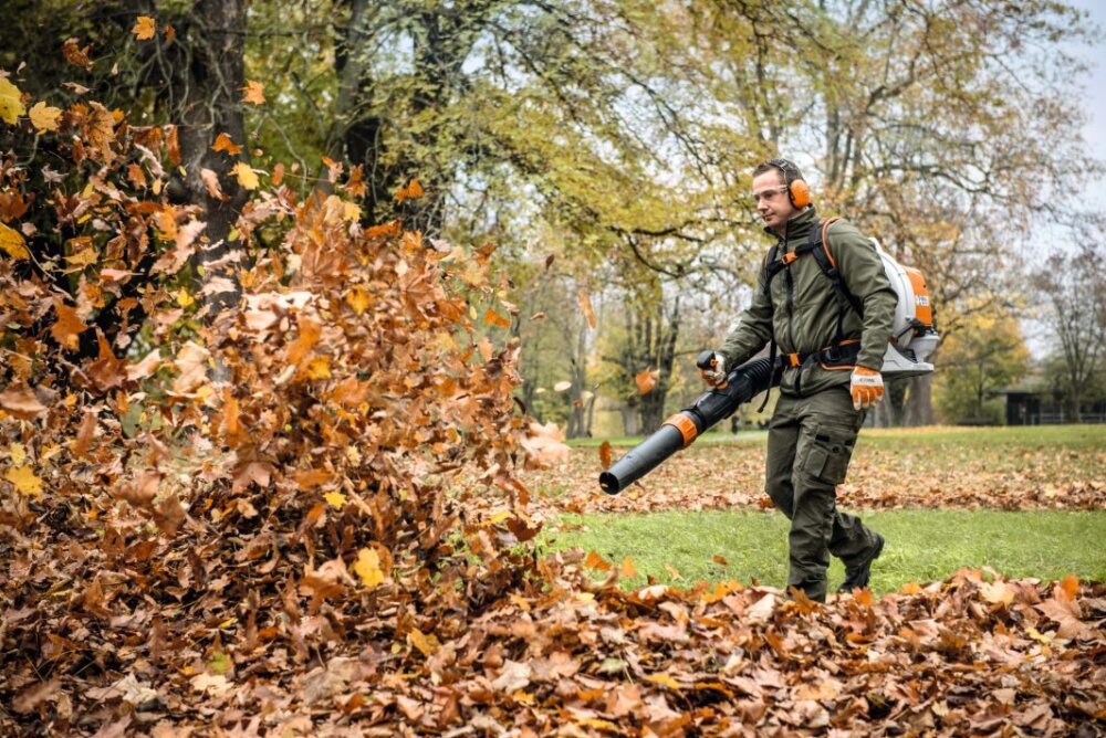 Stihl BR800C-E benzine ruggedragen bladblazer