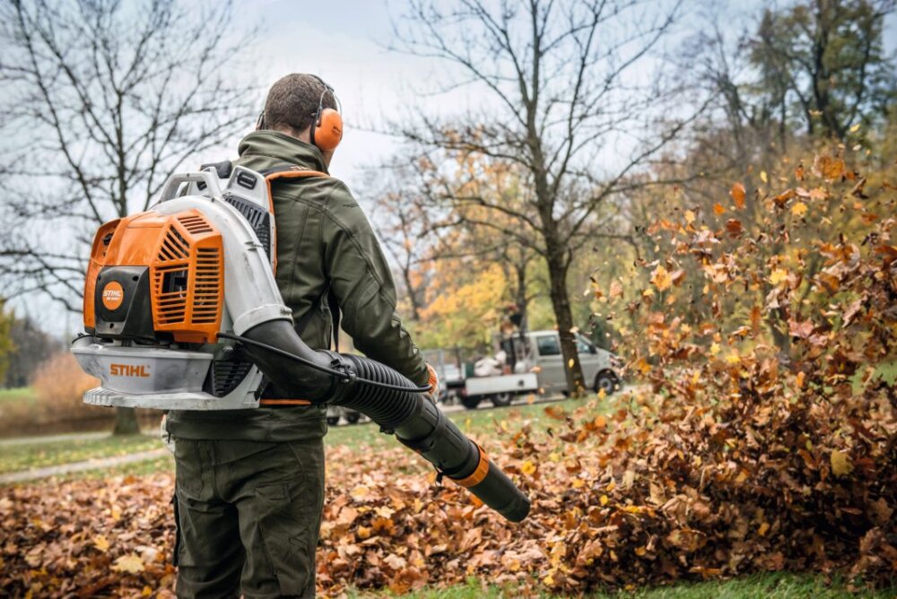 Stihl BR800C-E benzine ruggedragen bladblazer