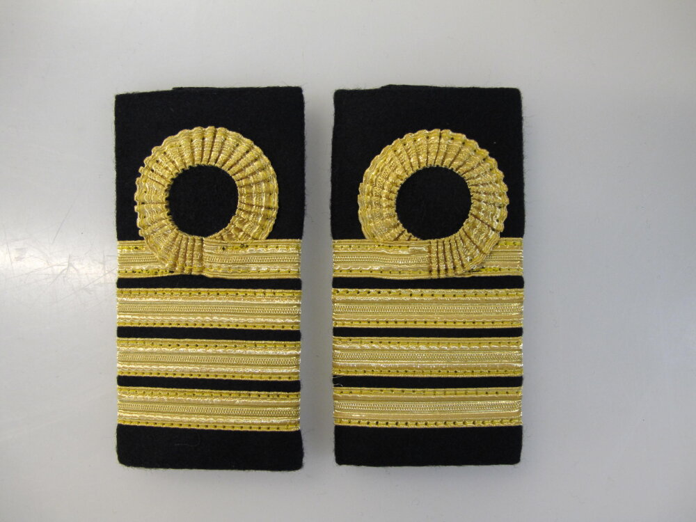 Epaulette                    master