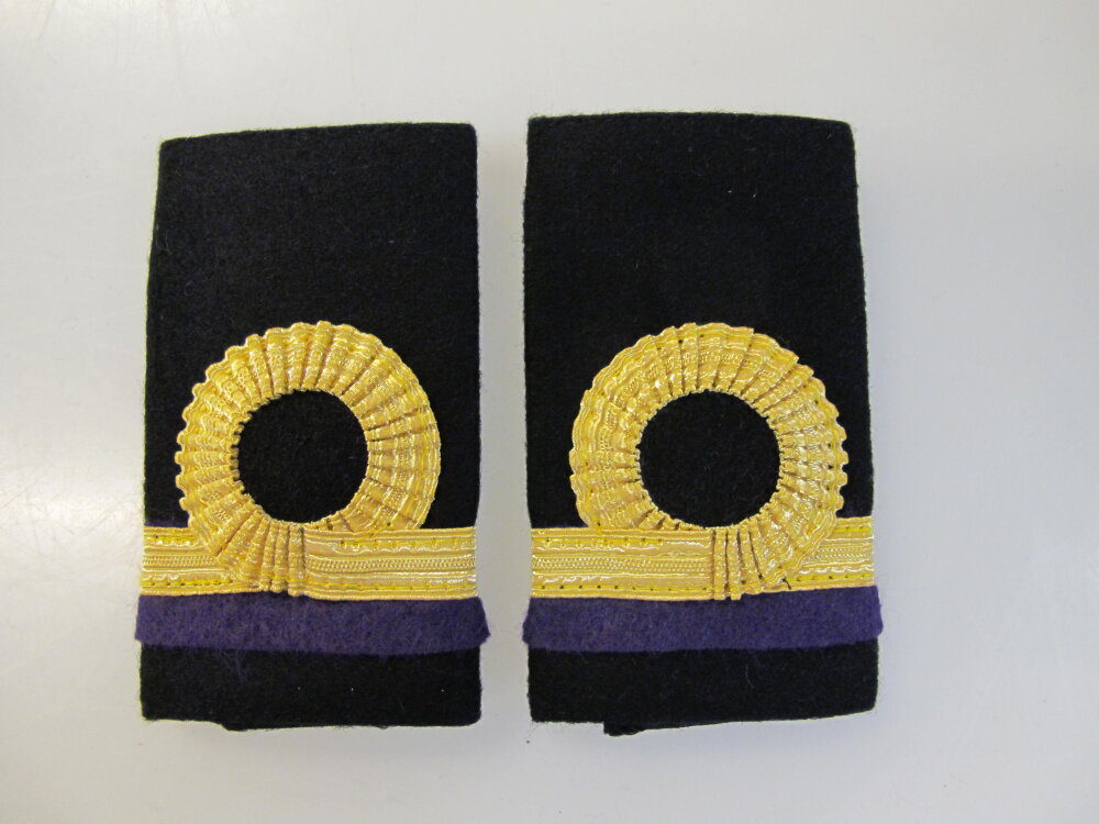 Epaulette    3rd assistant engineer