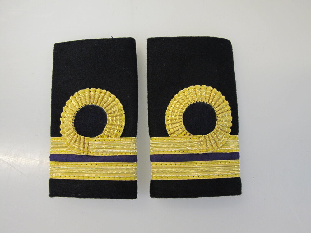 Epaulette    2nd assistant engineer